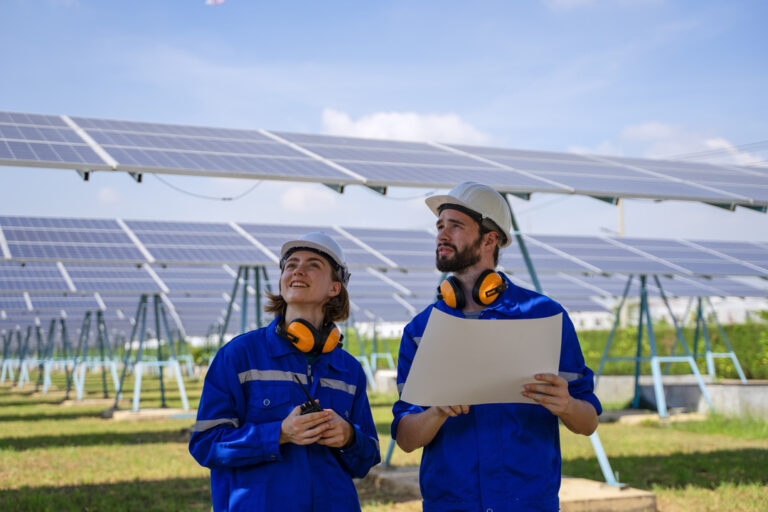 blue-collar-workers-are-working-at-solar-power-pla-2024-11-29-23-20-13-utc.jpg